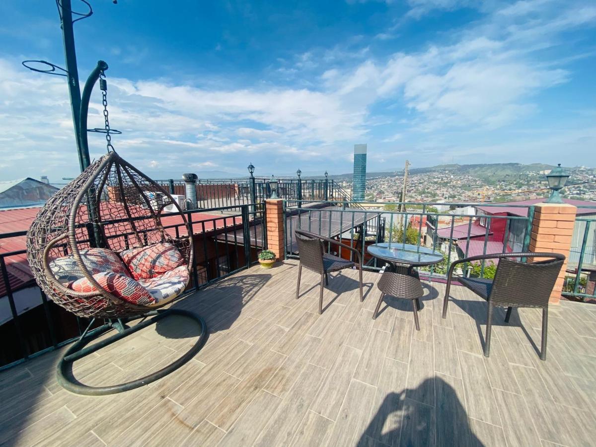 9 Borbalo Street Apartment With Terrace Tbilisi Esterno foto